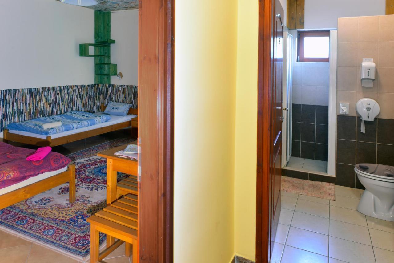 Nyakiglab Villa Szegi Экстерьер фото