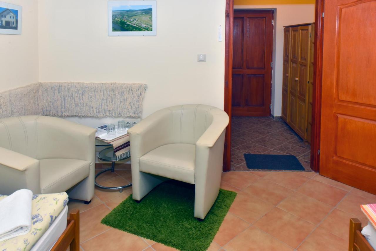 Nyakiglab Villa Szegi Экстерьер фото
